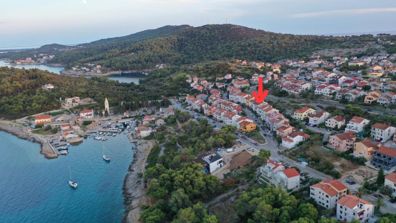 Apartments Katja Mali Losinj Bagian luar foto